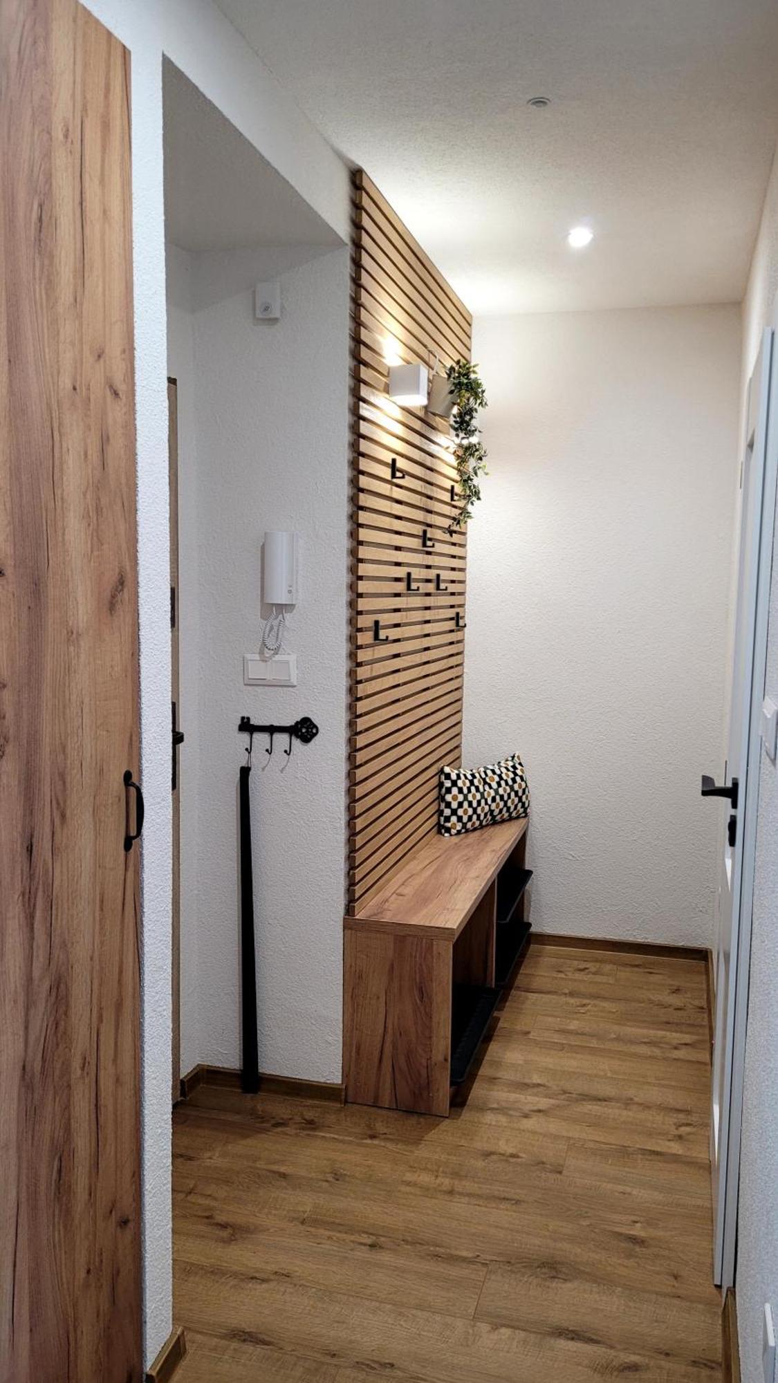 Apartment Lusa - New In The Centre Of The Town Ліптовський Мікулаш Екстер'єр фото
